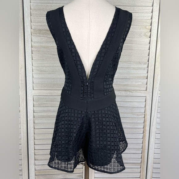 FINDERS KEEPERS Black Lace Romper-Small - Picture 4 of 4